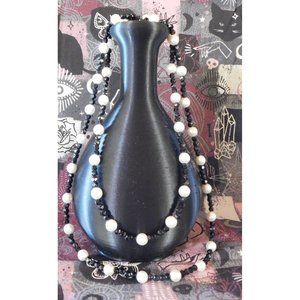 Black And White Glass Pearl Necklace